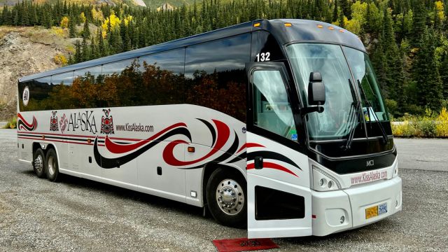 Traveling by motorcoach in Alaska